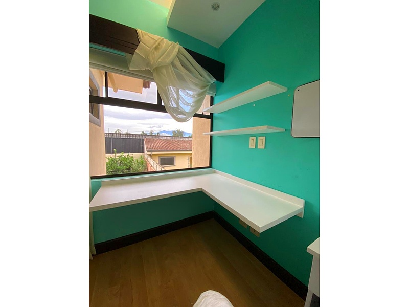 Mueble de dormitorio tono Verde Costa Rica