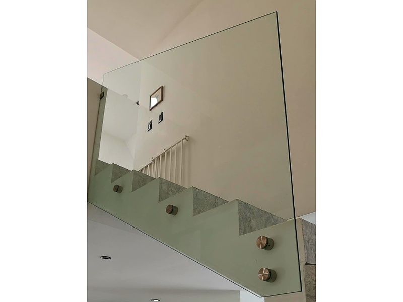 Vidrio Templado Diseño Barandal Grada Alajuela Edan Glass