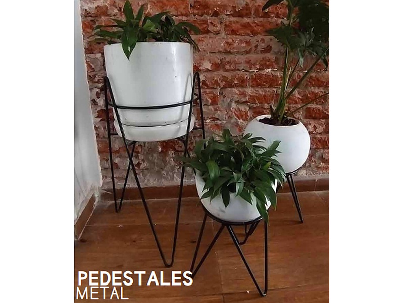 pedestal para maceta de metal Costa Rica Solution Culture