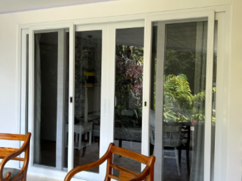 Puerta Corrediza Sistema UPVC - costa rica