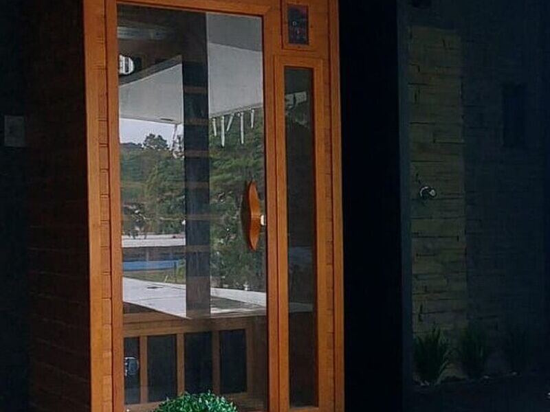 Puerta aluminio/vidrio 70x210 en Alajuela