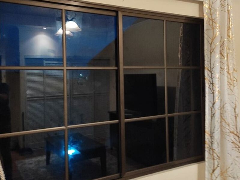 Ventana practicable simétrica en Alajuela