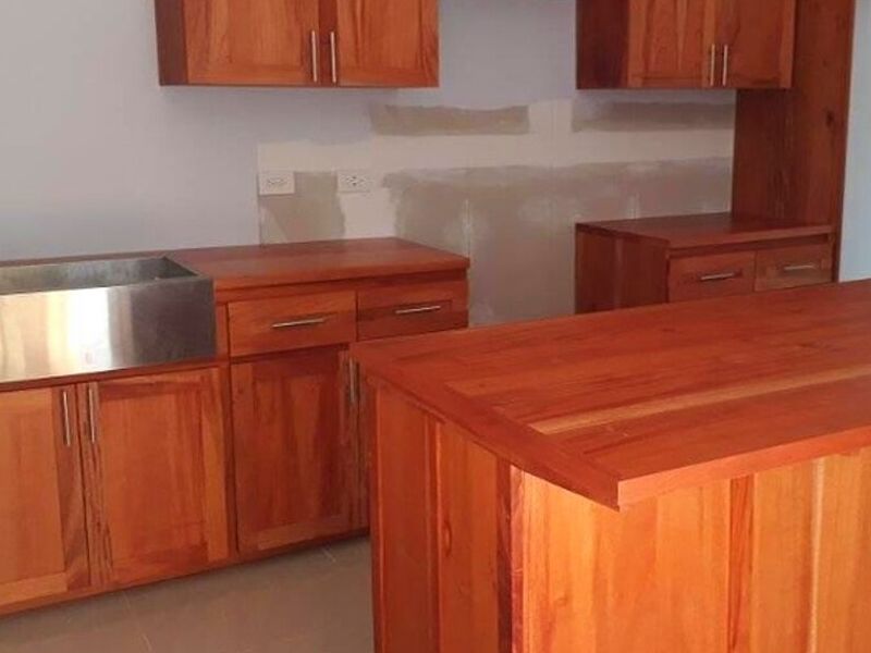 MODULAR COCINA MADERA LINEAL QUEPOS