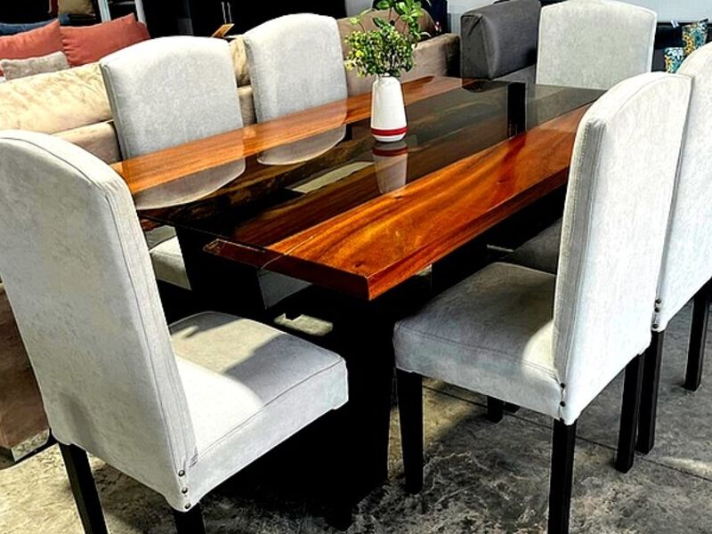 Mesa cenizaro GUÁPILES