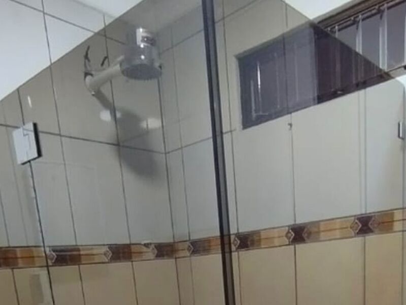 CUARTO BAÑO ELEGANTE PUNTARENAS