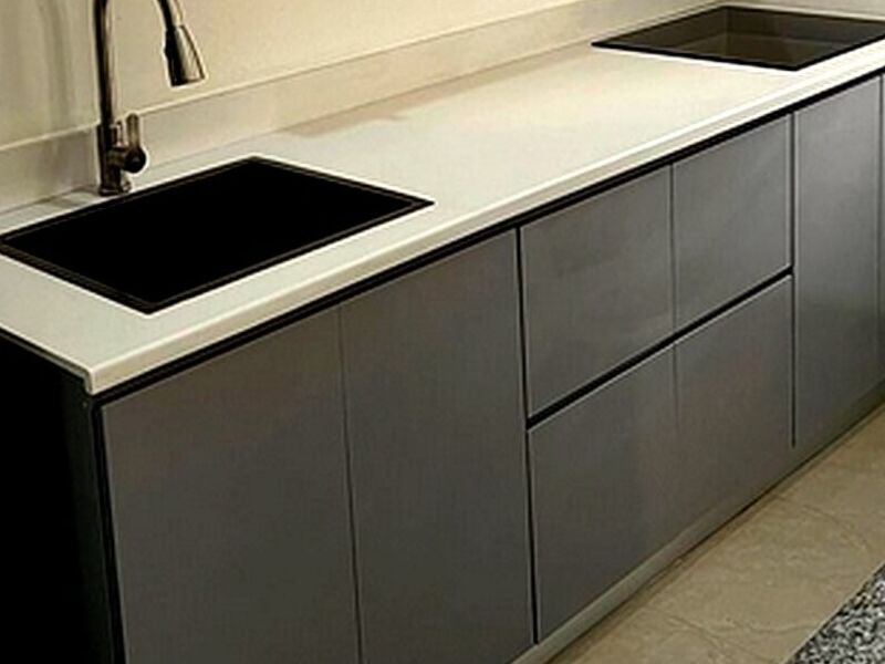 Mueble melamina sobre cuarzo blanco ALAJUELA