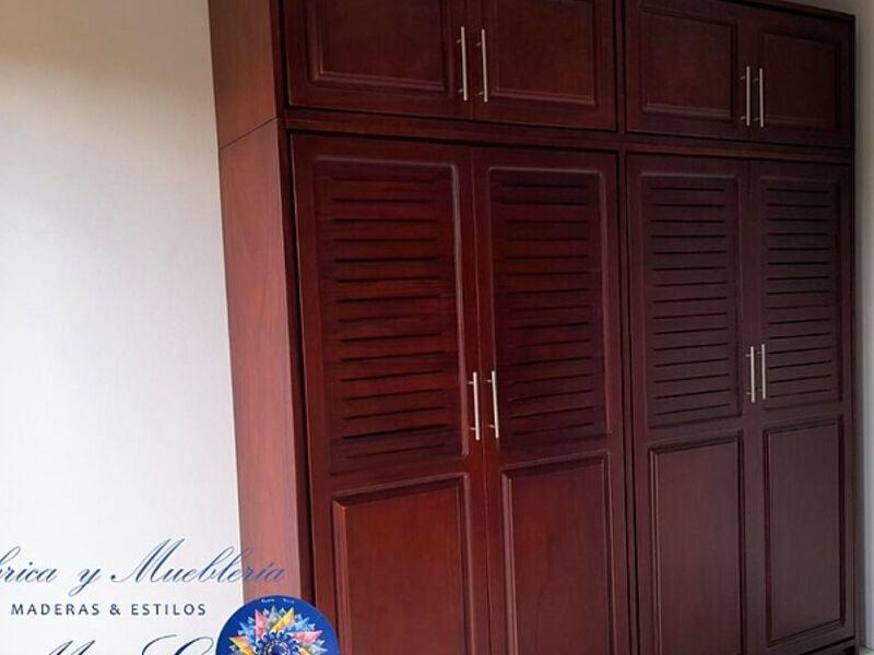 Closet Costa Rica