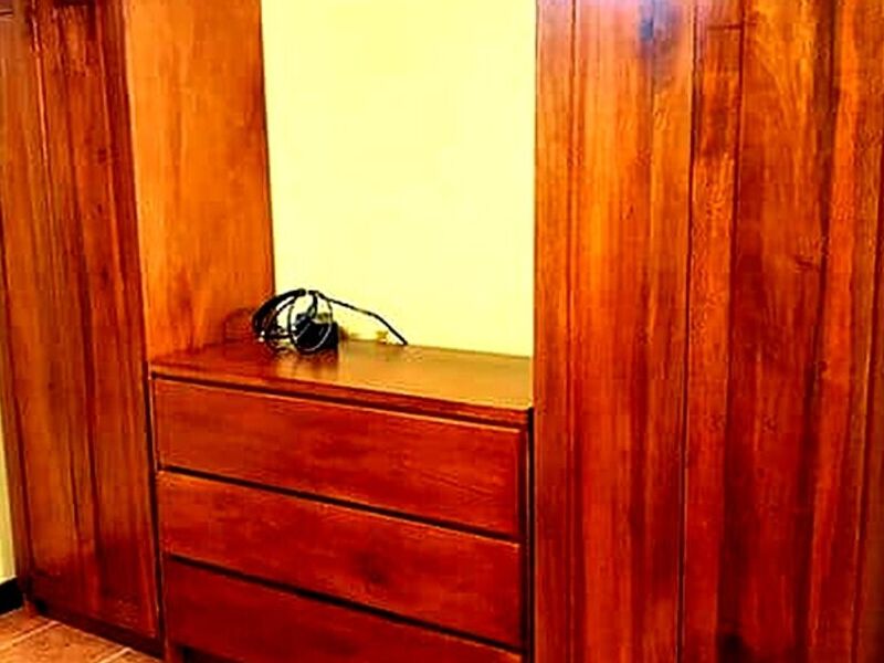Closet madera Pochote SAN JOSÉ