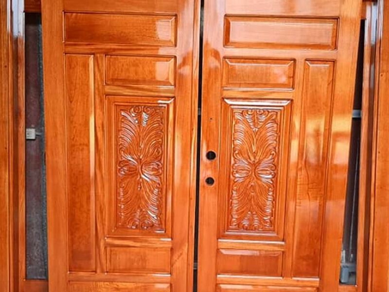 PUERTA ELGANTE TALLADA 01 ALAJUELA