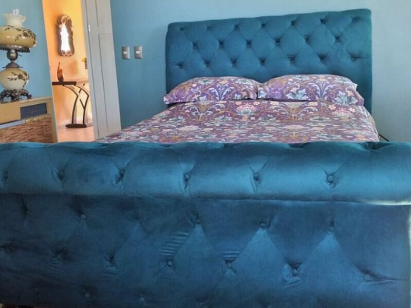 CAMA TAPIZADA AZUL TURQUEZA 3 PL ALAJUELA