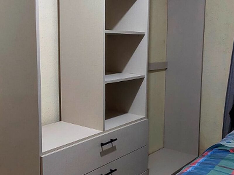 8	CLOSET WALK 2 ALAJUELA