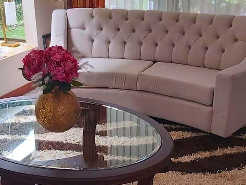 SOFA DIAMANTE  BLANCO HUESO ALAJUELA