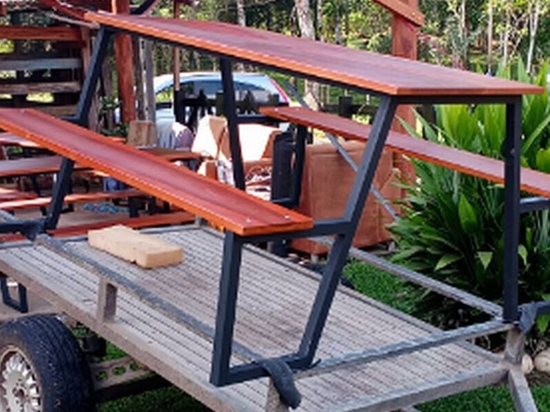 MESA / BANCAS SOPORTE FIERRO ALAJUELA