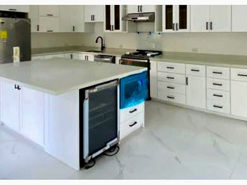 Mueble fabricado madera cedro amargo PALMARES