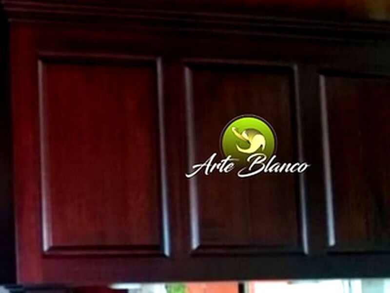 Mueble aéreo desayunador HEREDIA