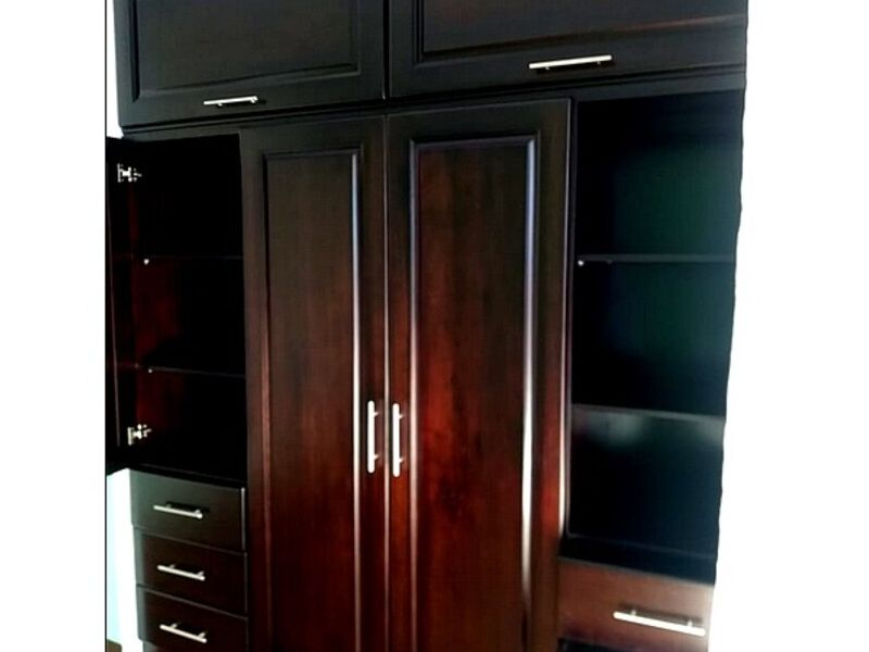 Closet madera cedro HEREDIA