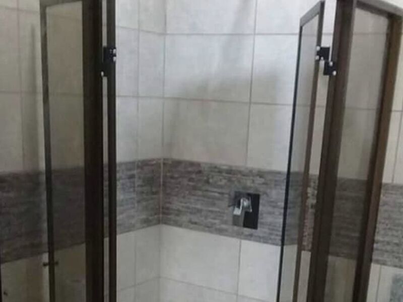 CORTINA BAÑO 04 ALAJUELA