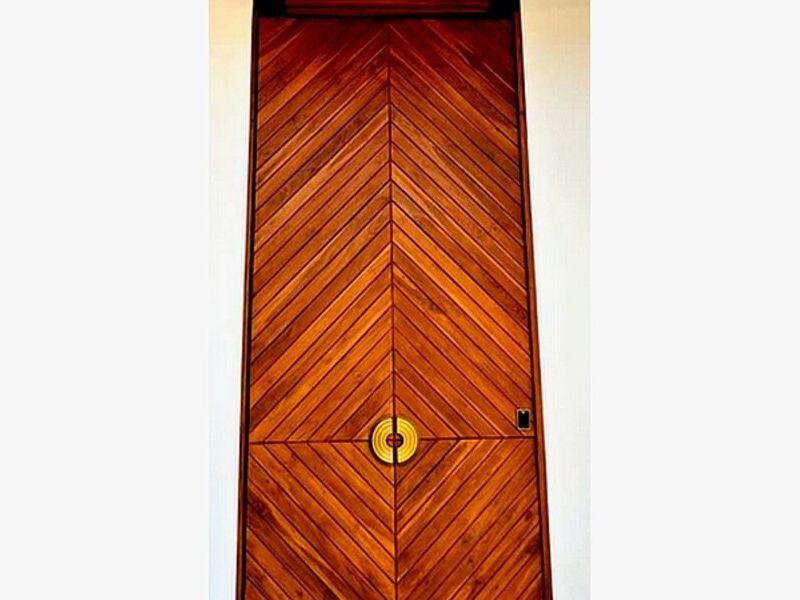 Puerta madera personalizada LIBERIA