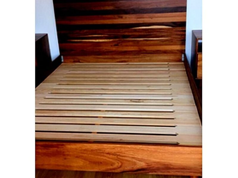 Cama Madera cenizaro PUNTARENAS