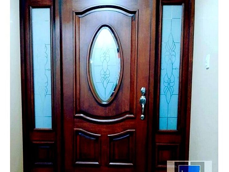 Puerta principal finos acabados CARTAGO