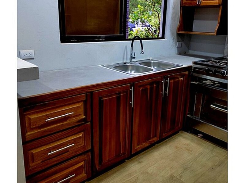 Mueble cocina madera laurel natural SAN RAMÓN