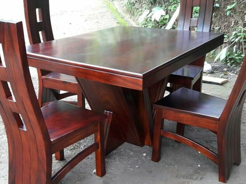 Mesa 4 Espacios Costa Rica