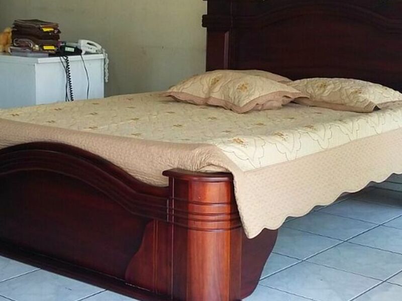 Cama Madera Costa Rica