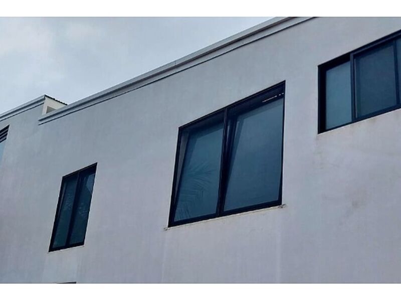 Ventana m4 Cartago