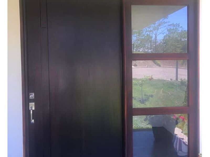 Puerta Madera Costa Rica