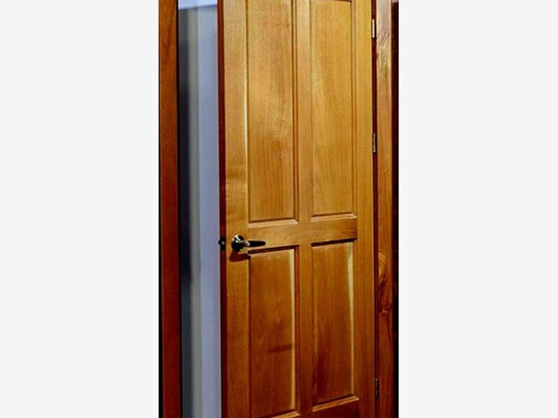 Puerta madera sólida cedro PALMARES