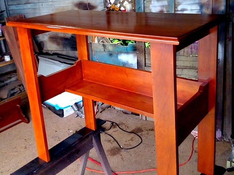 Escritorio madera cedro ALAJUELA