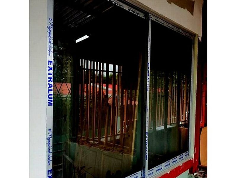 Ventana 50-20 aluminio natural CARTAGO