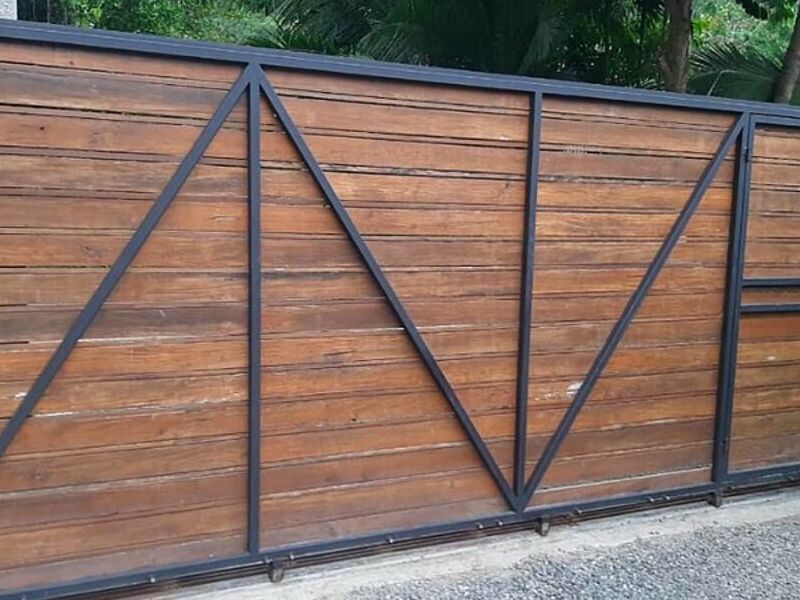 Puerta m10 Alajuela