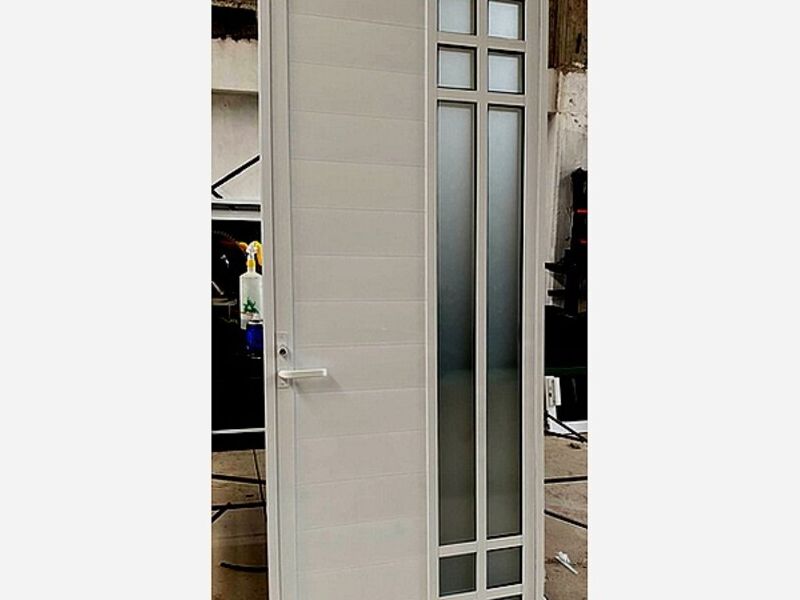 Puerta batiente 3” CARTAGO