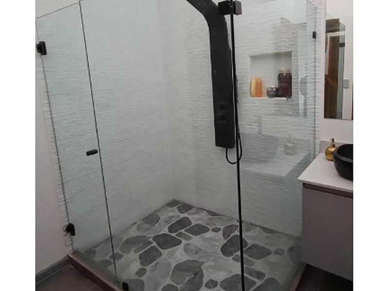 Cortina Baño 1 Costa Rica