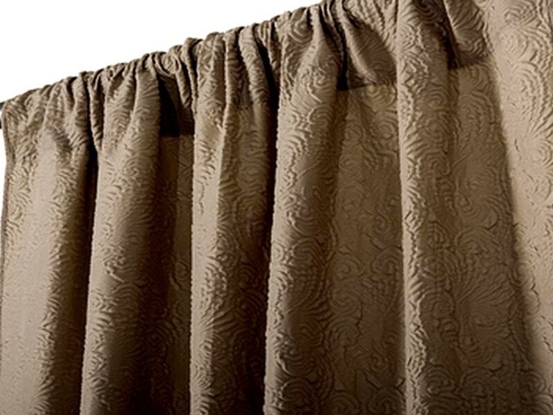 Cortinas Blackout Ojales HEREDIA