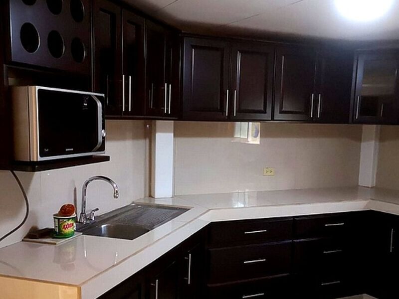 Mueble cocina Madera laurel HEREDIA