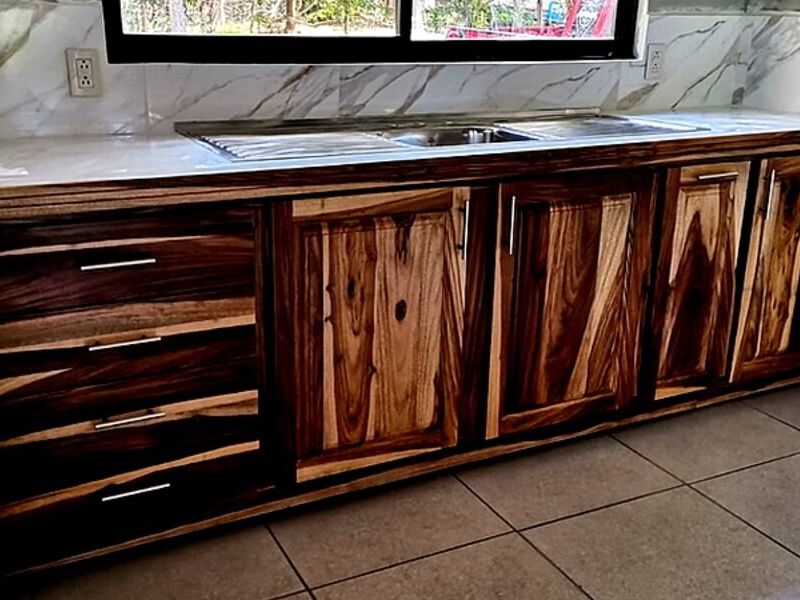 Mueble cocina madera laurel natural LIBERIA