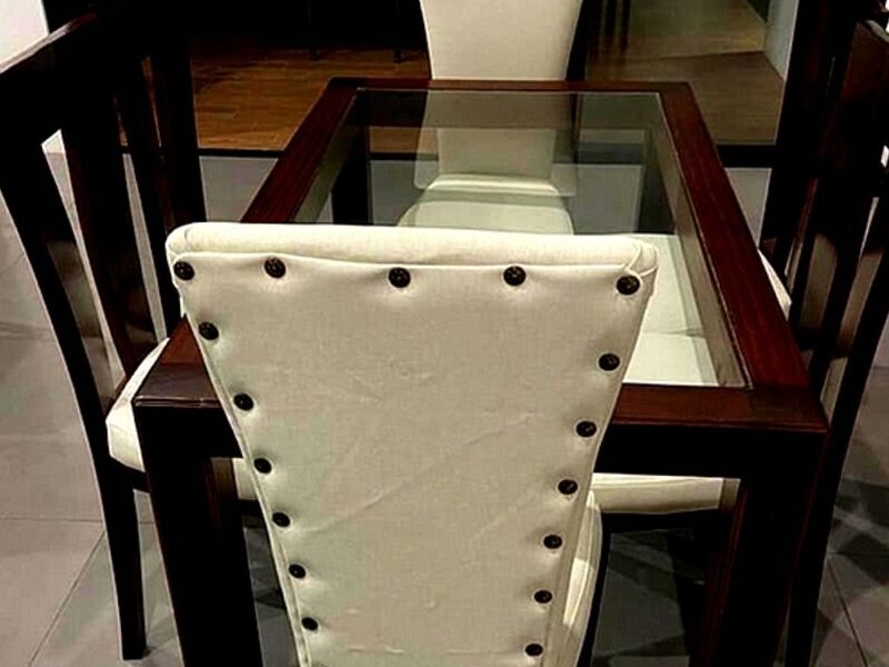 Mesa comedor madera pilón GUÁPILES