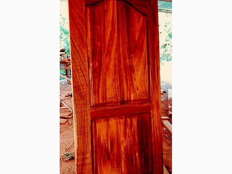 Puerta madera Guanacaste PUNTARENAS