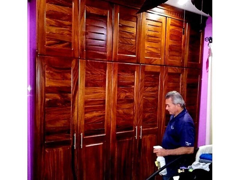 Closet GUANACASTE