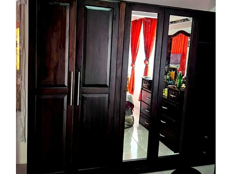 Closet madera laurel SAN ISIDRO