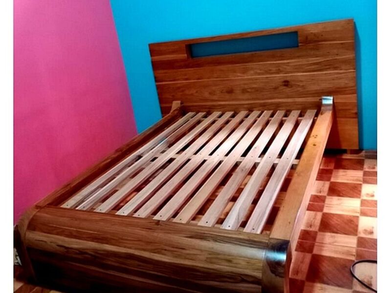 Cama matrimonial estilo japonesa ALAJUELA