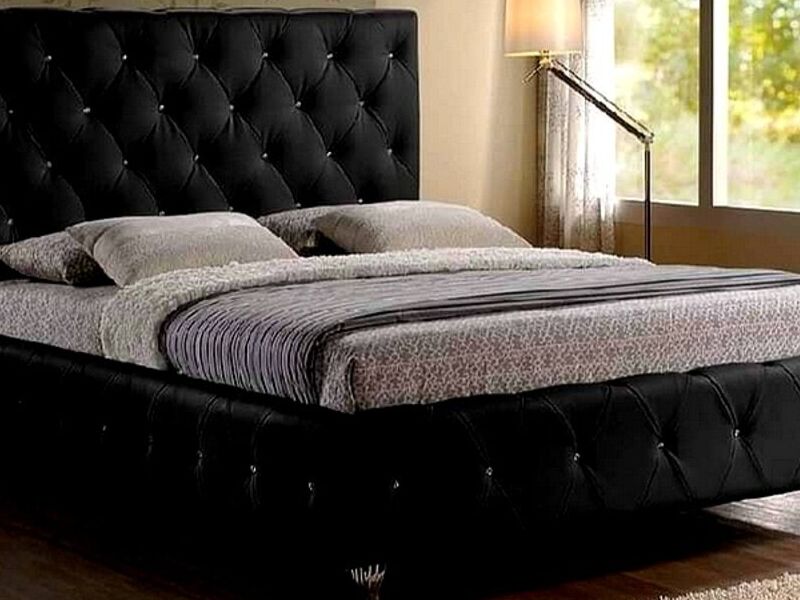 Cama matrimonial capitoneada ALAJUELA