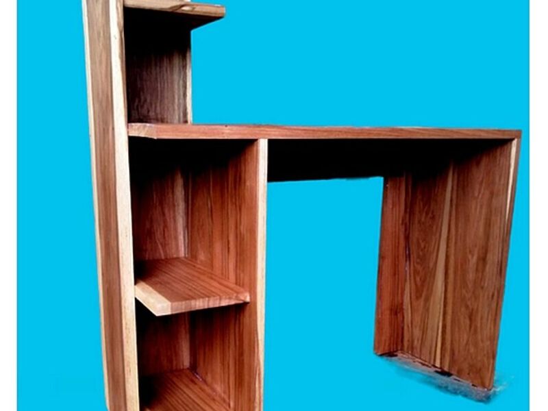 Escritorio madera laurel ALAJUELA