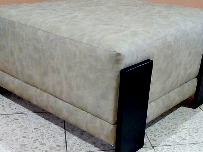 Otomana microcuero CARTAGO