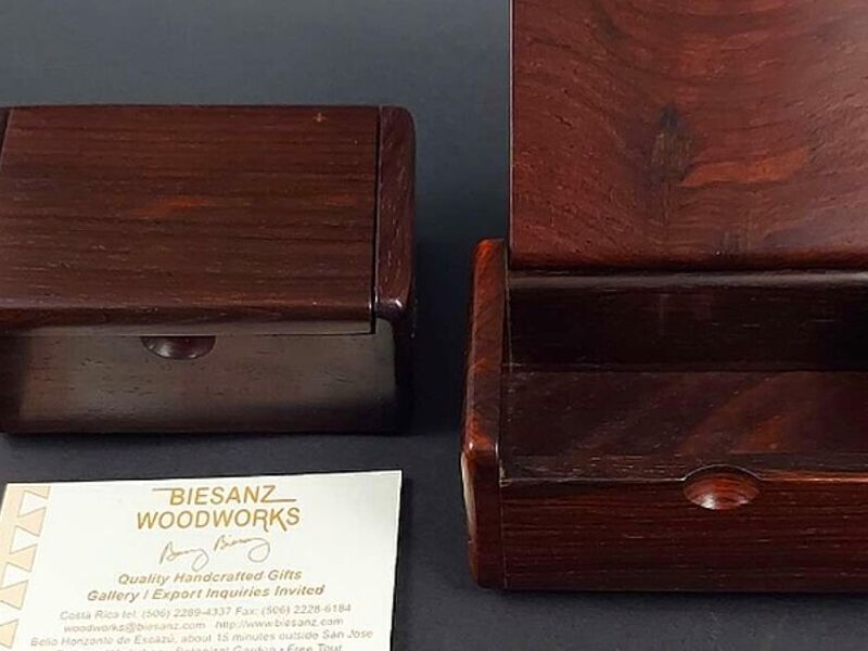 Caja Pequeño Costa Rica