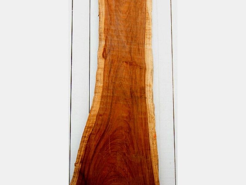 Tablón madera guanacaste CARTAGO