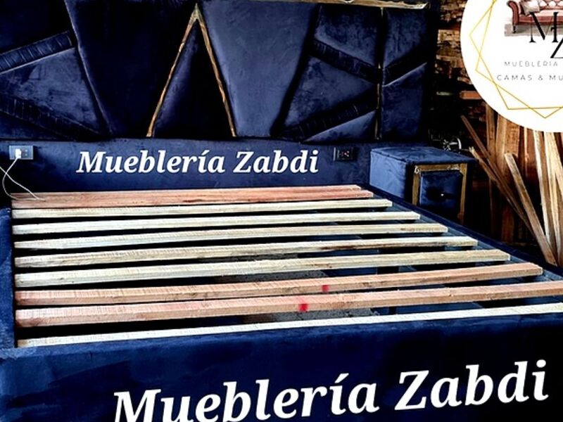 Cama Moderna enchufes PALMARES