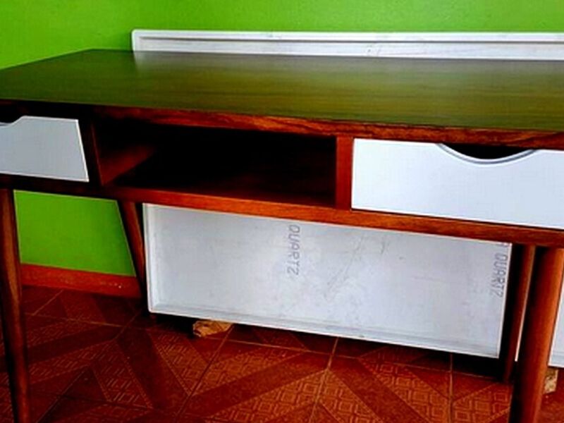 Escritorio cenizaro NARANJO